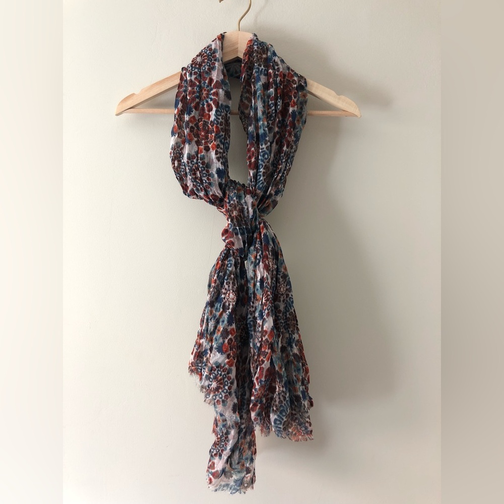 David and Young - Oblong Scarf - One Size - Picture 7 of 11